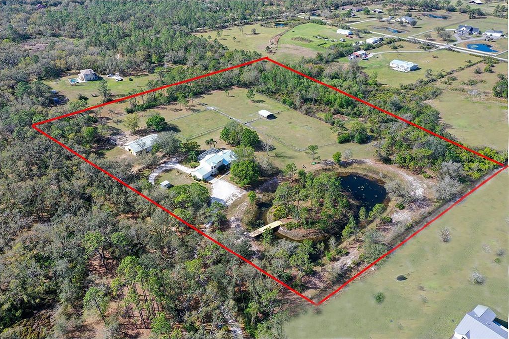 Photo of 7108 229th Street E, Bradenton, FL 34211 (MLS # A4643056)