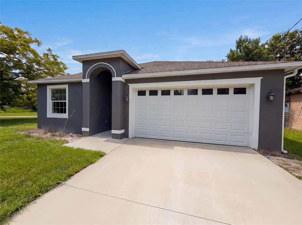 Photo of 1013 W 11th Street, Sanford, FL 32771 (MLS # O6418639)
