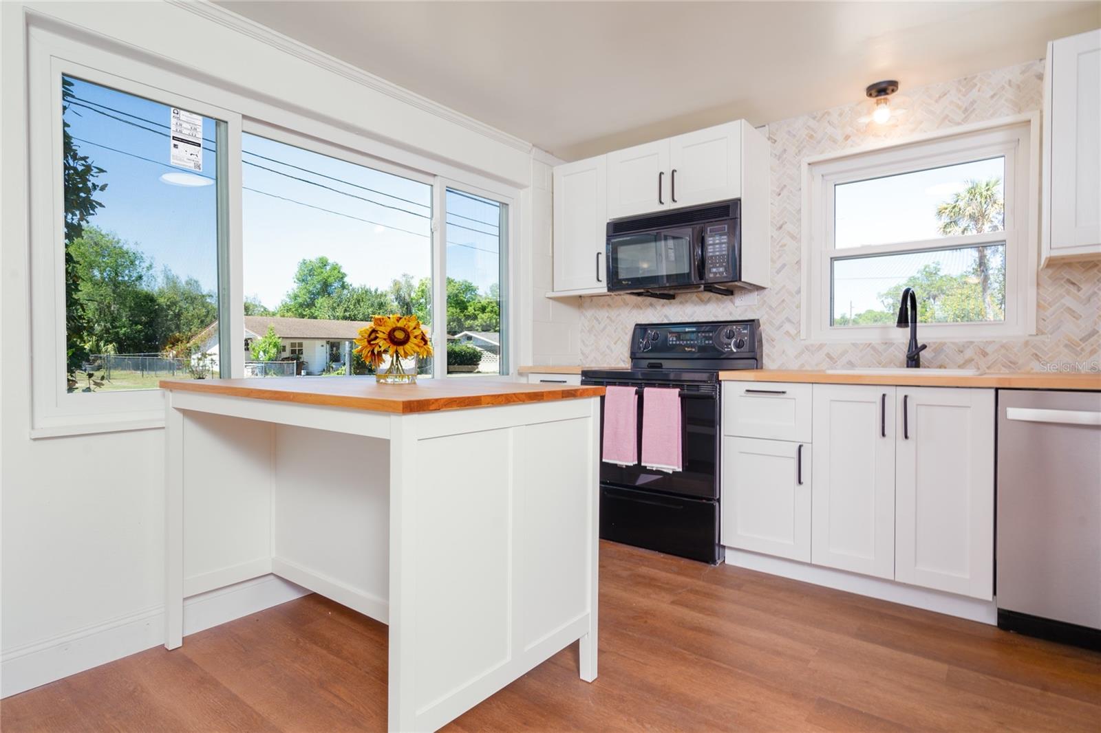 BLUE LAKE TERRACE - Residential Lease