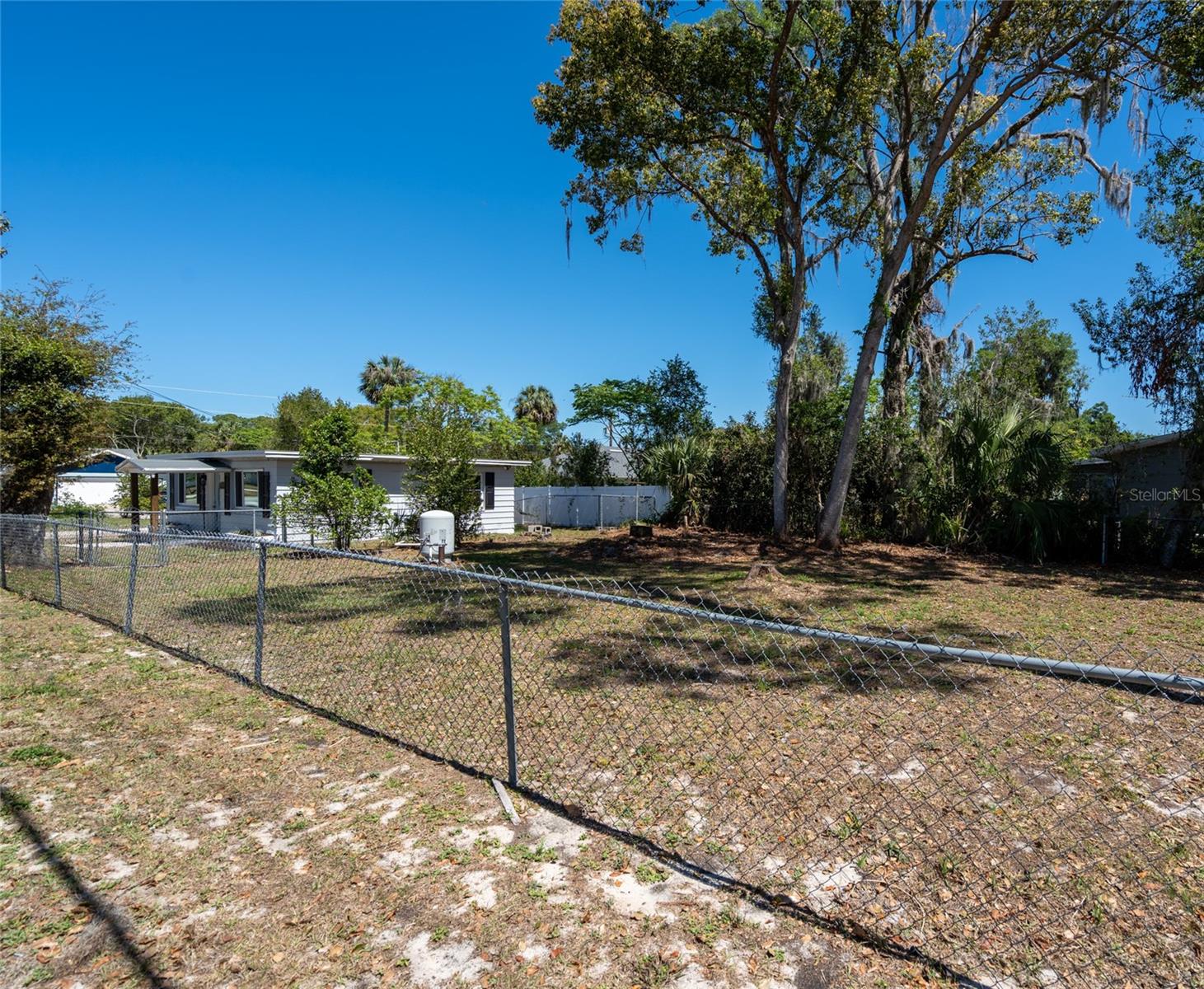 BLUE LAKE TERRACE - Residential Lease