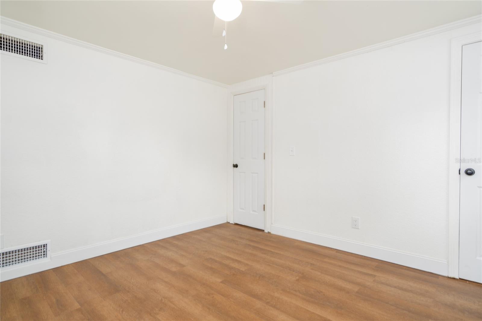 BLUE LAKE TERRACE - Residential Lease