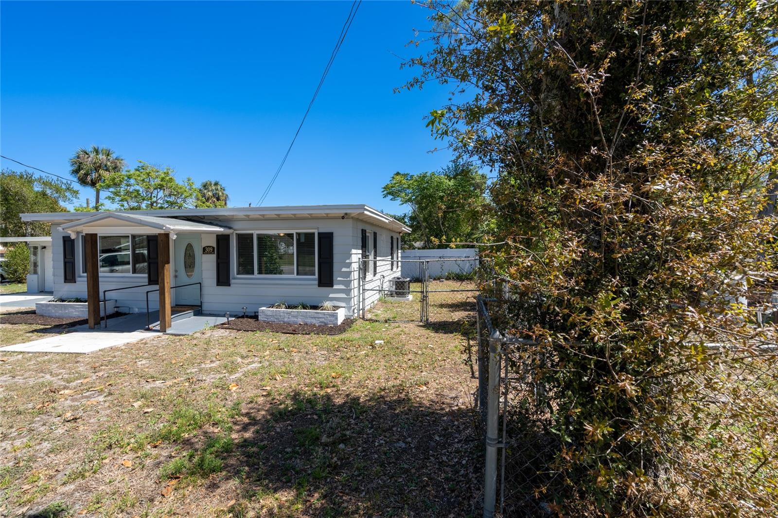 BLUE LAKE TERRACE - Residential Lease