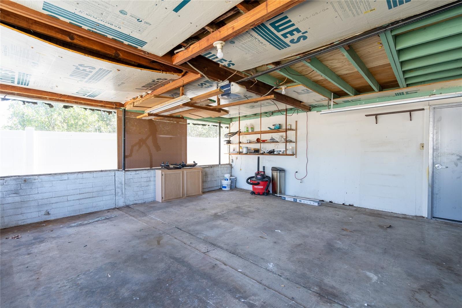 BLUE LAKE TERRACE - Residential Lease