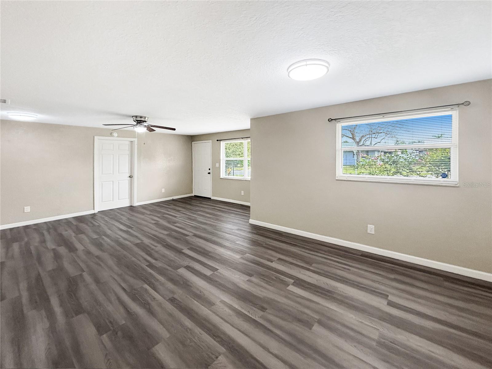 WASHINGTON OAKS SEC 2 - Residential Lease