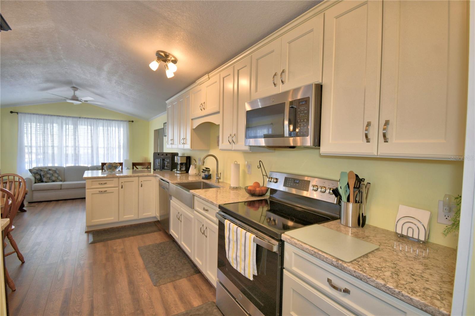 WEST VIEW RIDGE RESORTS INC - Residential