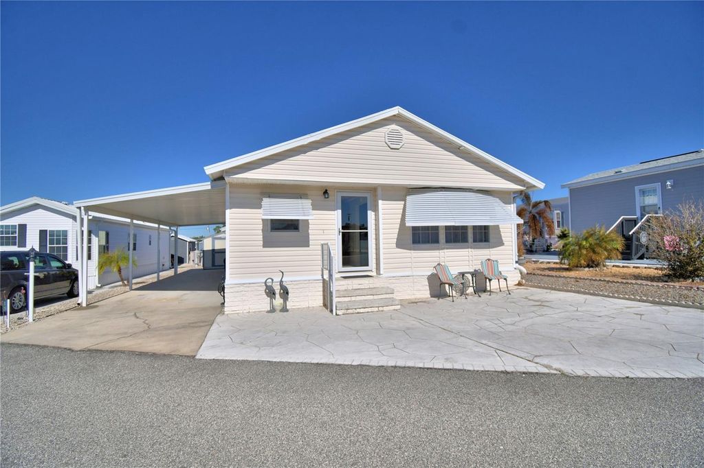 Photo of 251 Patterson Road #B26, Haines City, FL 33844 (MLS # P4937700)