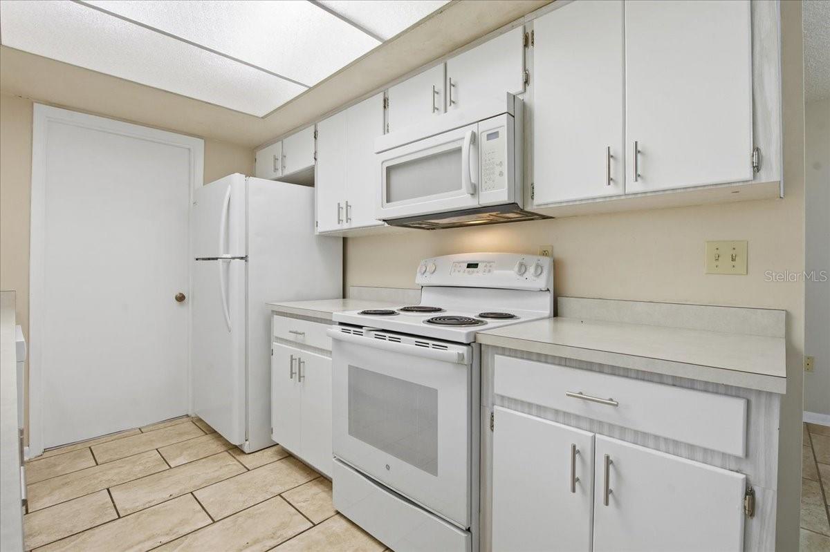 TODHUNTER ESTATES - Residential