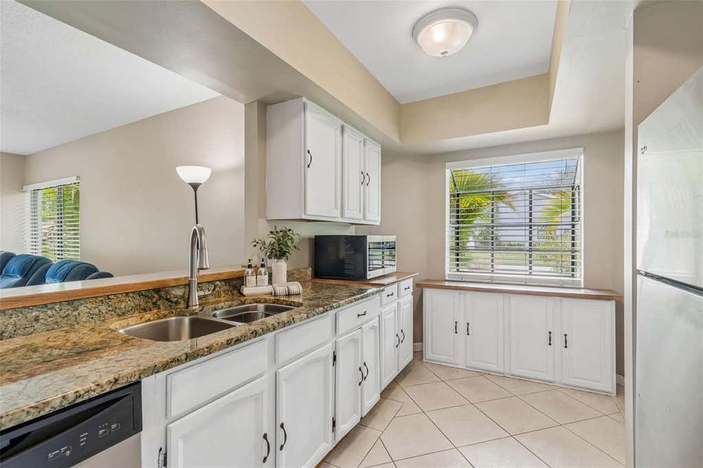 Photo of 1109 Somerset Circle S, Dunedin, FL 34698 (MLS # TB8534563)