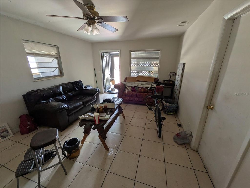 Photo of 14 S Glenwood Avenue Avenue, Avon Park, FL 33825 (MLS # L4960464)