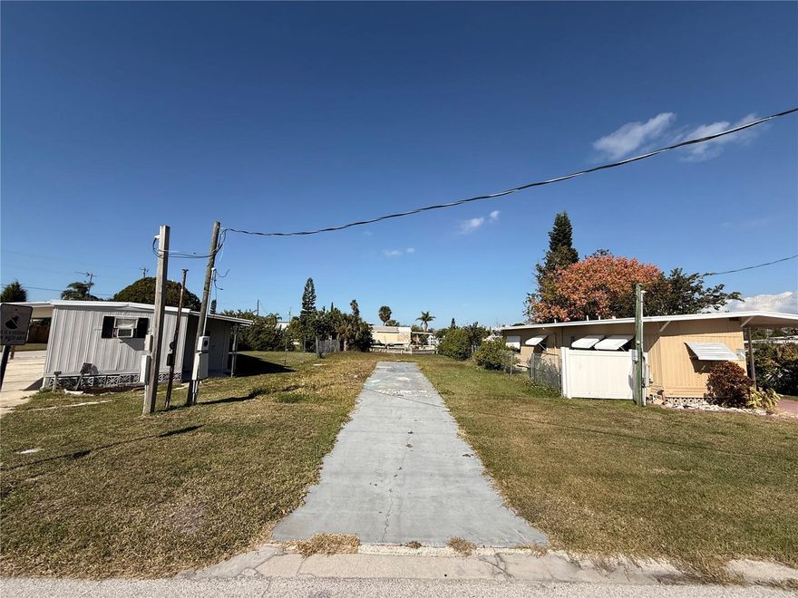 Waterfront Lot with Direct Gulf Access — Seller Financing Available!

Build your dream home or place a new manufactured home on this cleared, build-ready canal lot in Signal Cove, one of Hudson’s most desirable waterfront areas. Enjoy direct Gulf of Mexico access in minutes with no fixed bridges.

The former home has been removed, leaving a clean site with an existing driveway, utilities, and a concrete seawall. Perfect for a manufactured, modular, or single-family build.

Highlights: Gulf-access canal with seawall; driveway and utilities on site; lot approx. 50’ x 100’ (buyer to verify); zoning R1MH allows single-family or manufactured home; close to Hudson Beach, marinas, US-19, dining, and shopping.

Seller financing available with flexible terms for qualified buyers. Don’t miss this opportunity to own affordable Gulf-access waterfront property — bring your builder, your boat, and your vision.