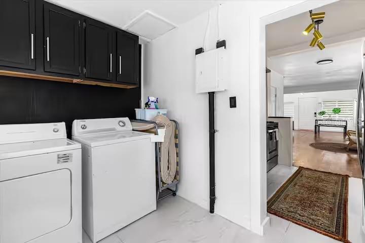 F E TAYLORS SUB - Residential Lease