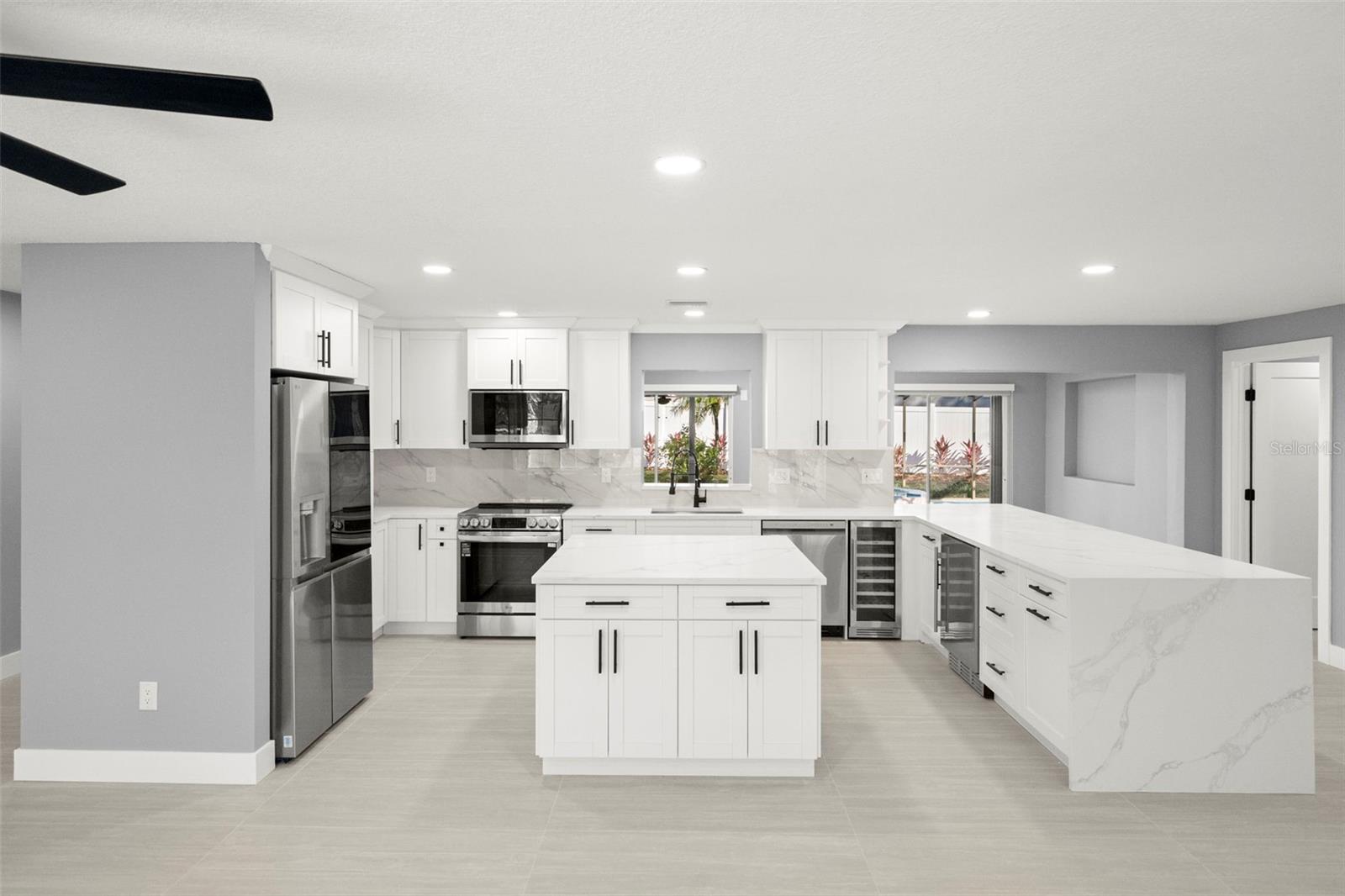 OZONA SHORES 3RD ADD - Residential