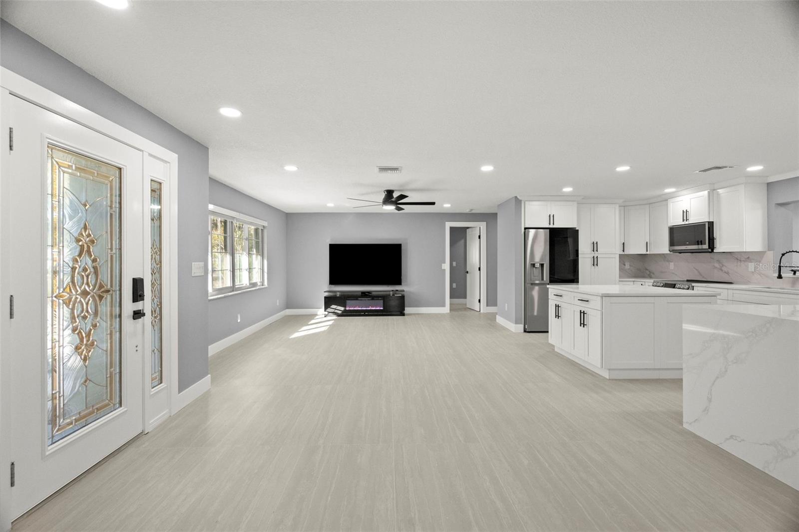 OZONA SHORES 3RD ADD - Residential