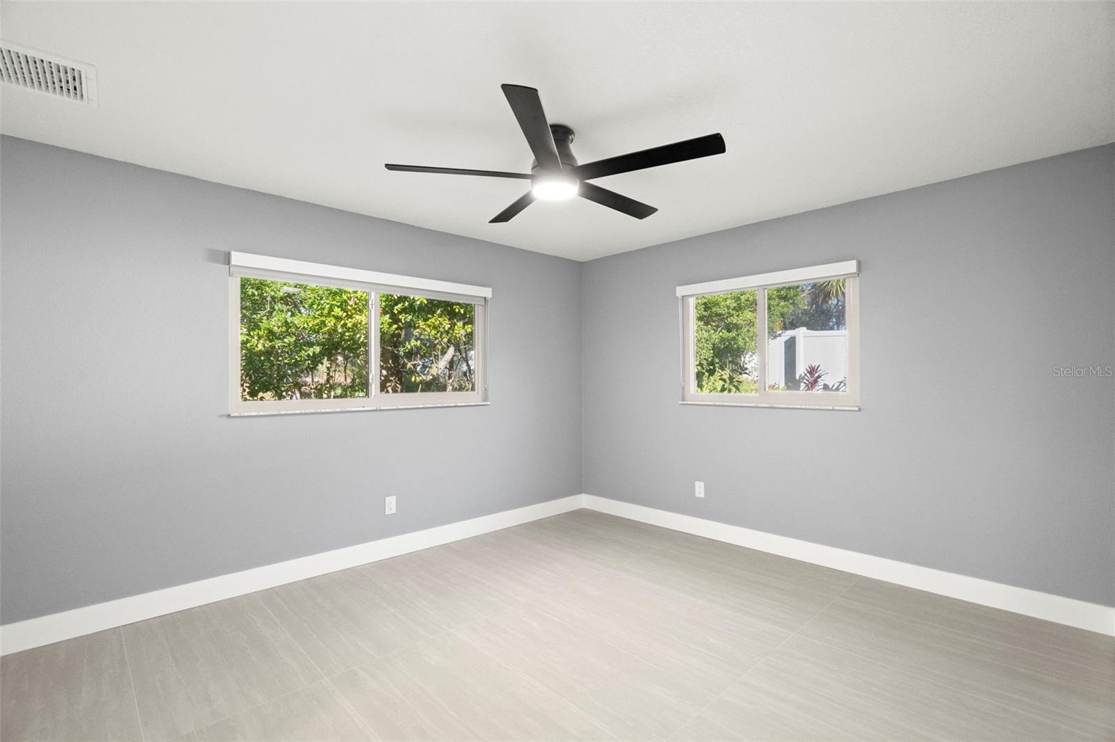 OZONA SHORES 3RD ADD - Residential