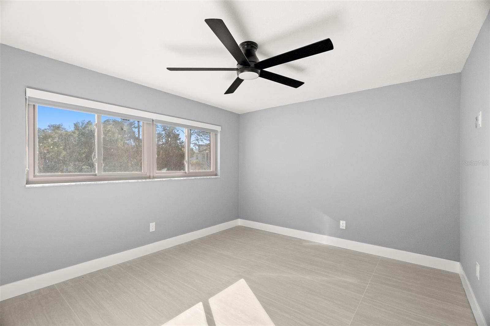 OZONA SHORES 3RD ADD - Residential