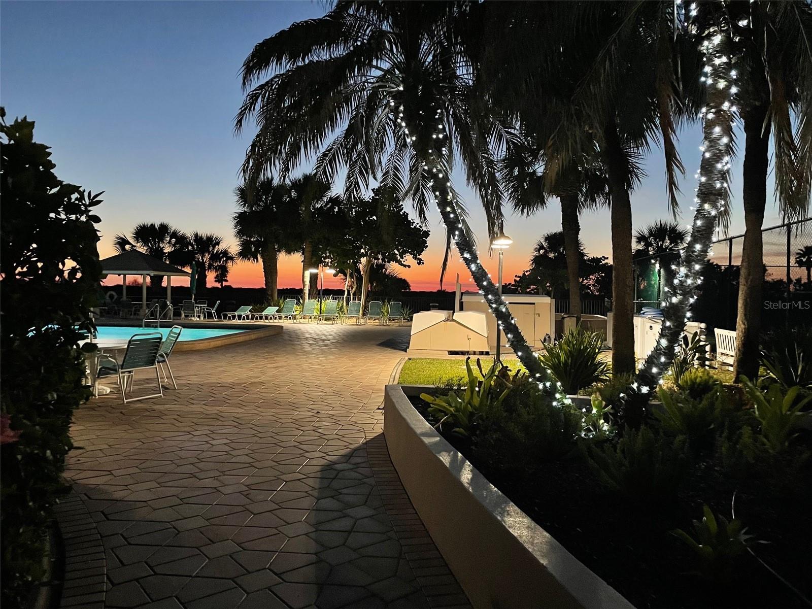 LANDMARK TOWERS - Residential Lease