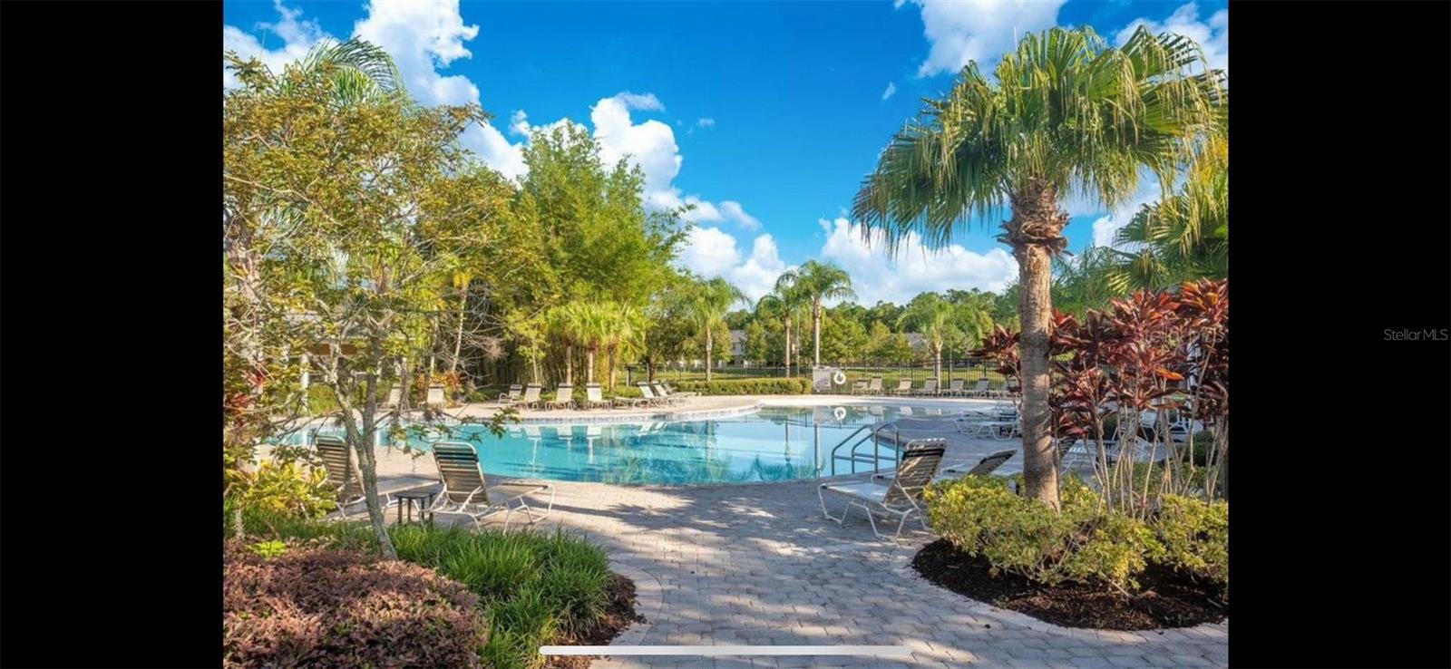 OASIS COVE I/LAKESIDE VILLAGE PH 01 - Residential Lease