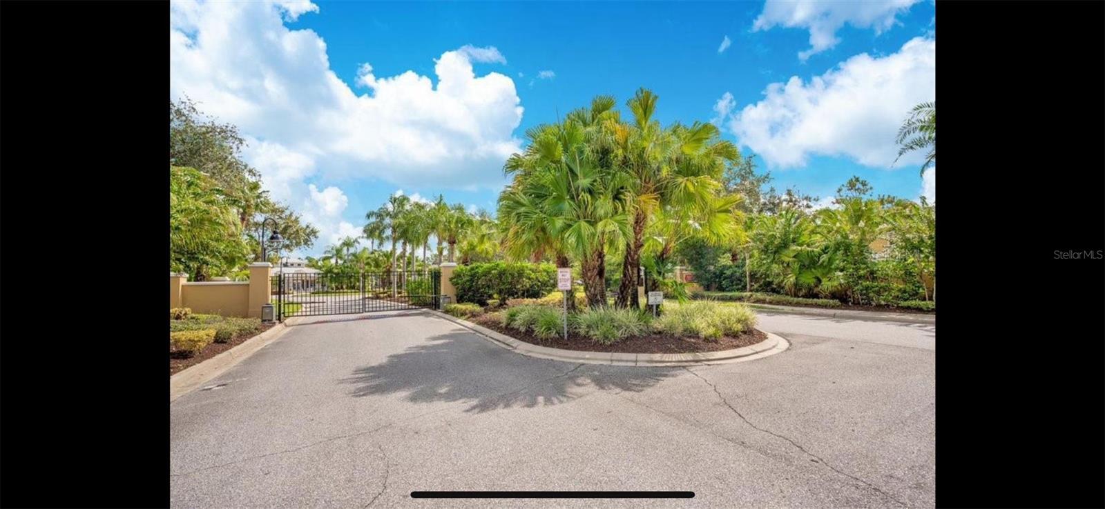 OASIS COVE I/LAKESIDE VILLAGE PH 01 - Residential Lease