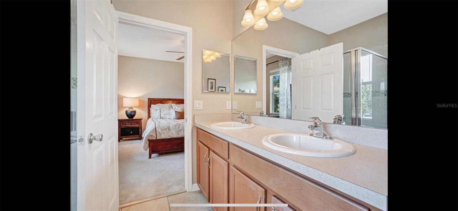 OASIS COVE I/LAKESIDE VILLAGE PH 01 - Residential Lease