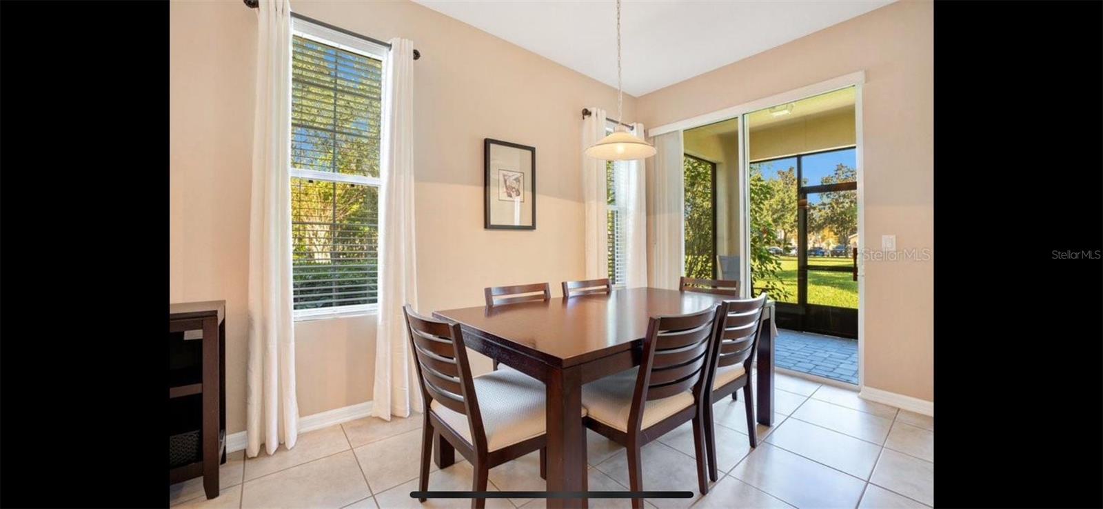 OASIS COVE I/LAKESIDE VILLAGE PH 01 - Residential Lease