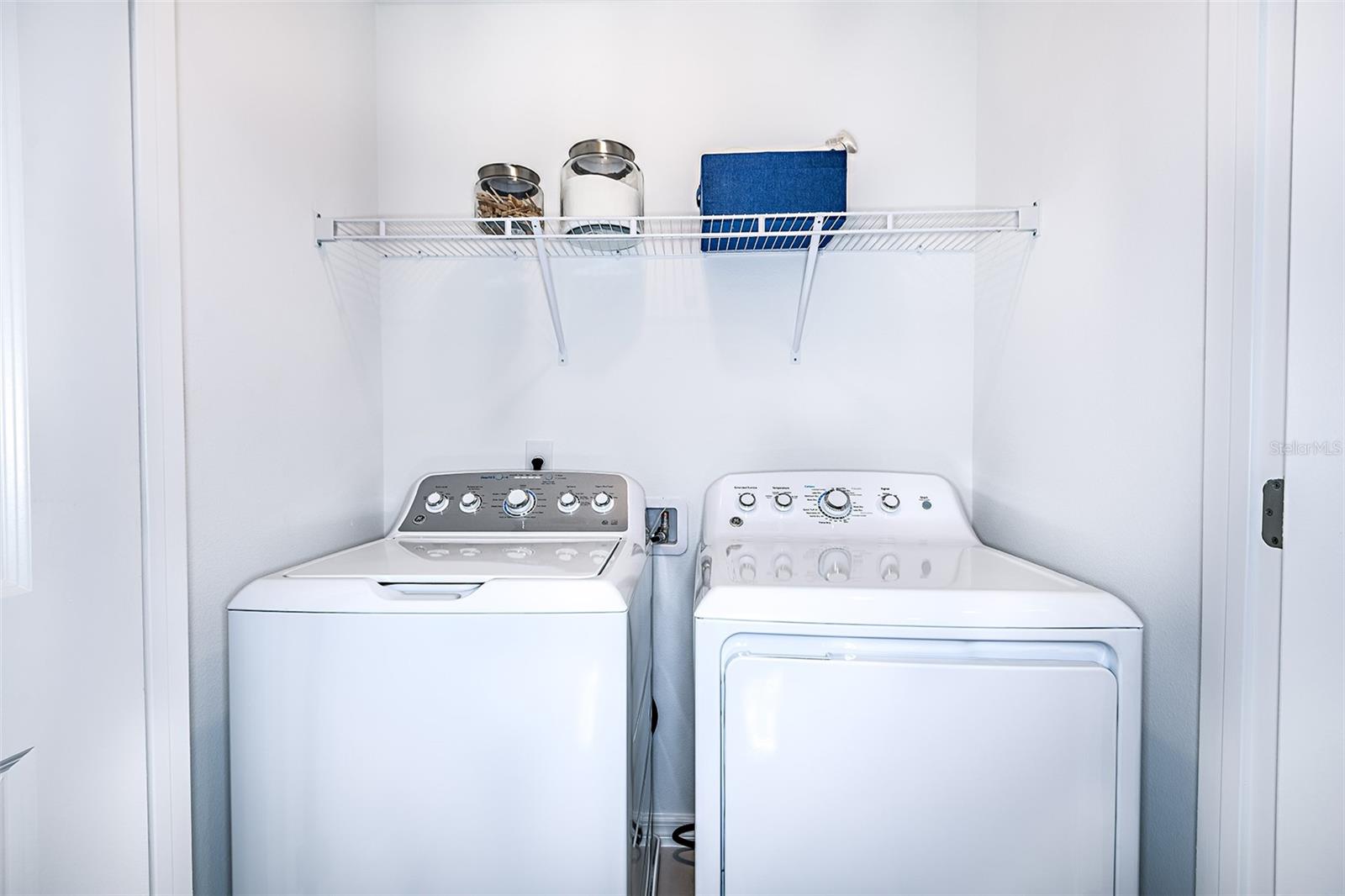 THE TOWNS AT FIRETHORN - Residential