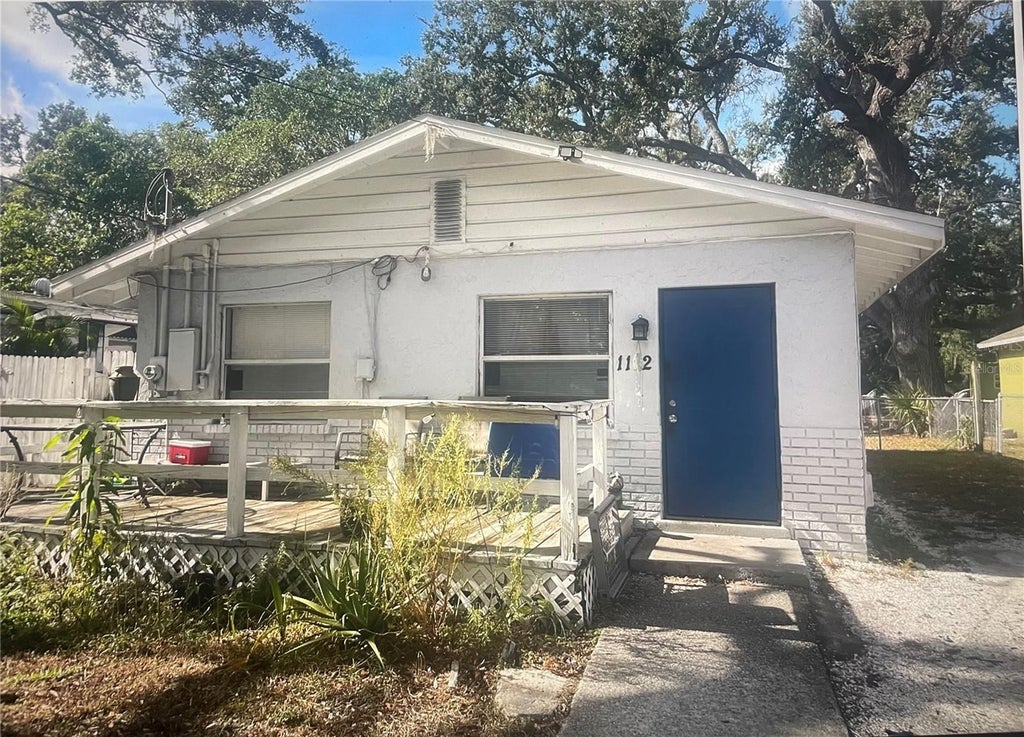 Photo of 1112 6th Street E, Bradenton, FL 34208 (MLS # A4707966)