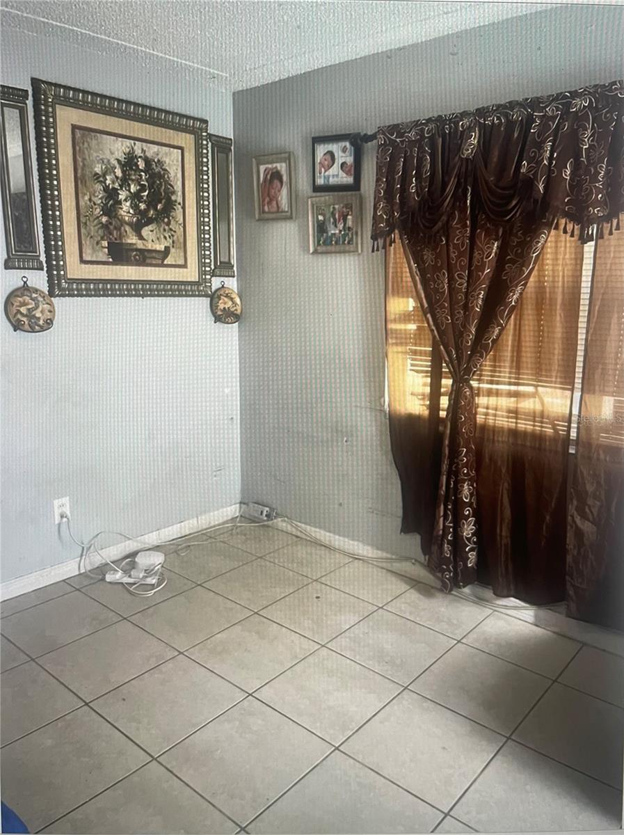 1112 6TH STREET E, BRADENTON, FL, 34208 2 1112 6TH STREET E