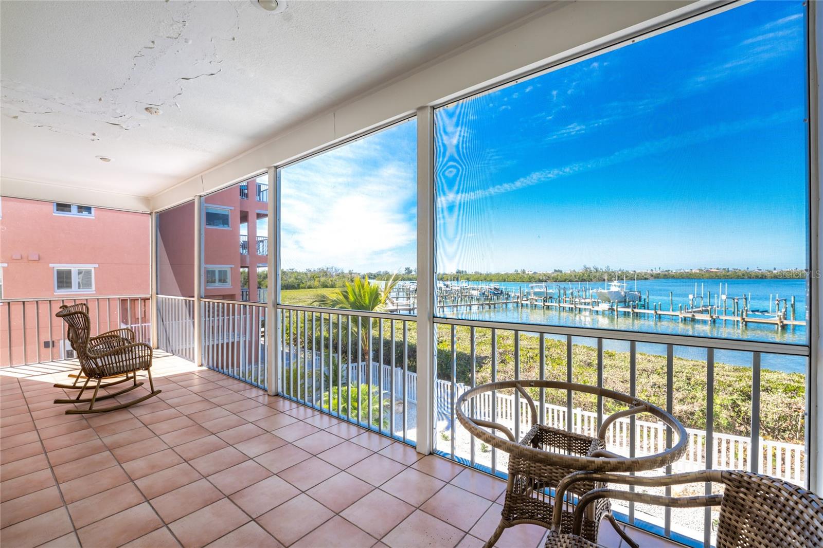 MARINER VILLAGE PH 02 BLDG 03 - Residential