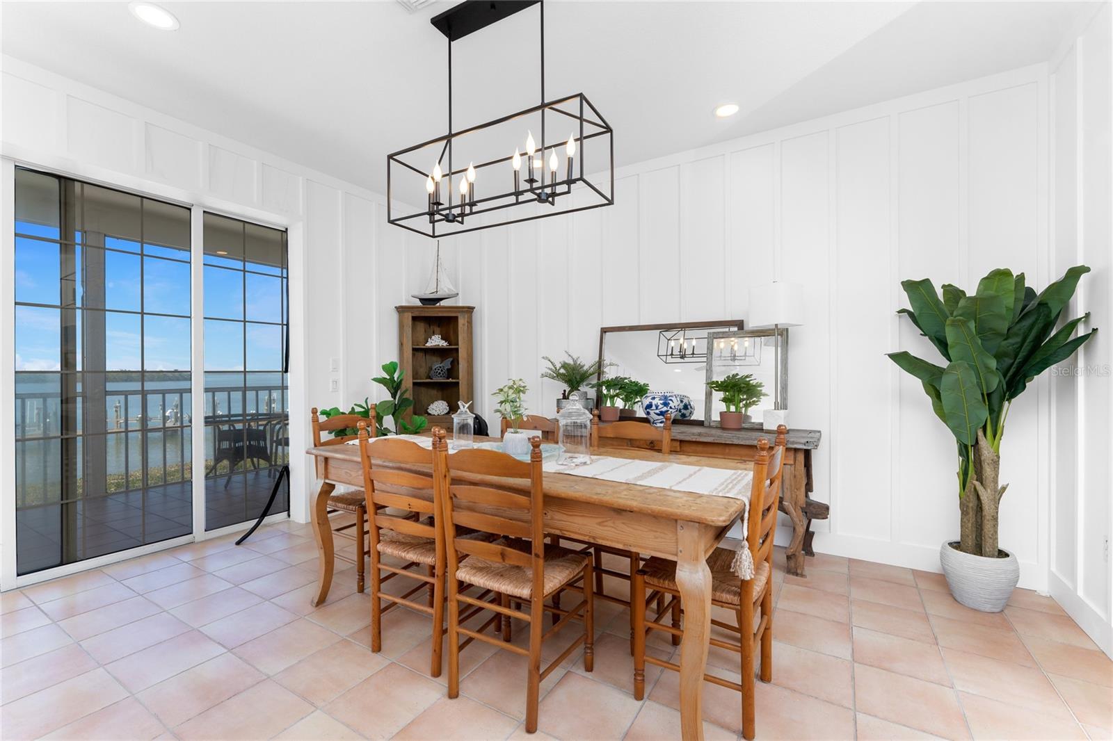 MARINER VILLAGE PH 02 BLDG 03 - Residential