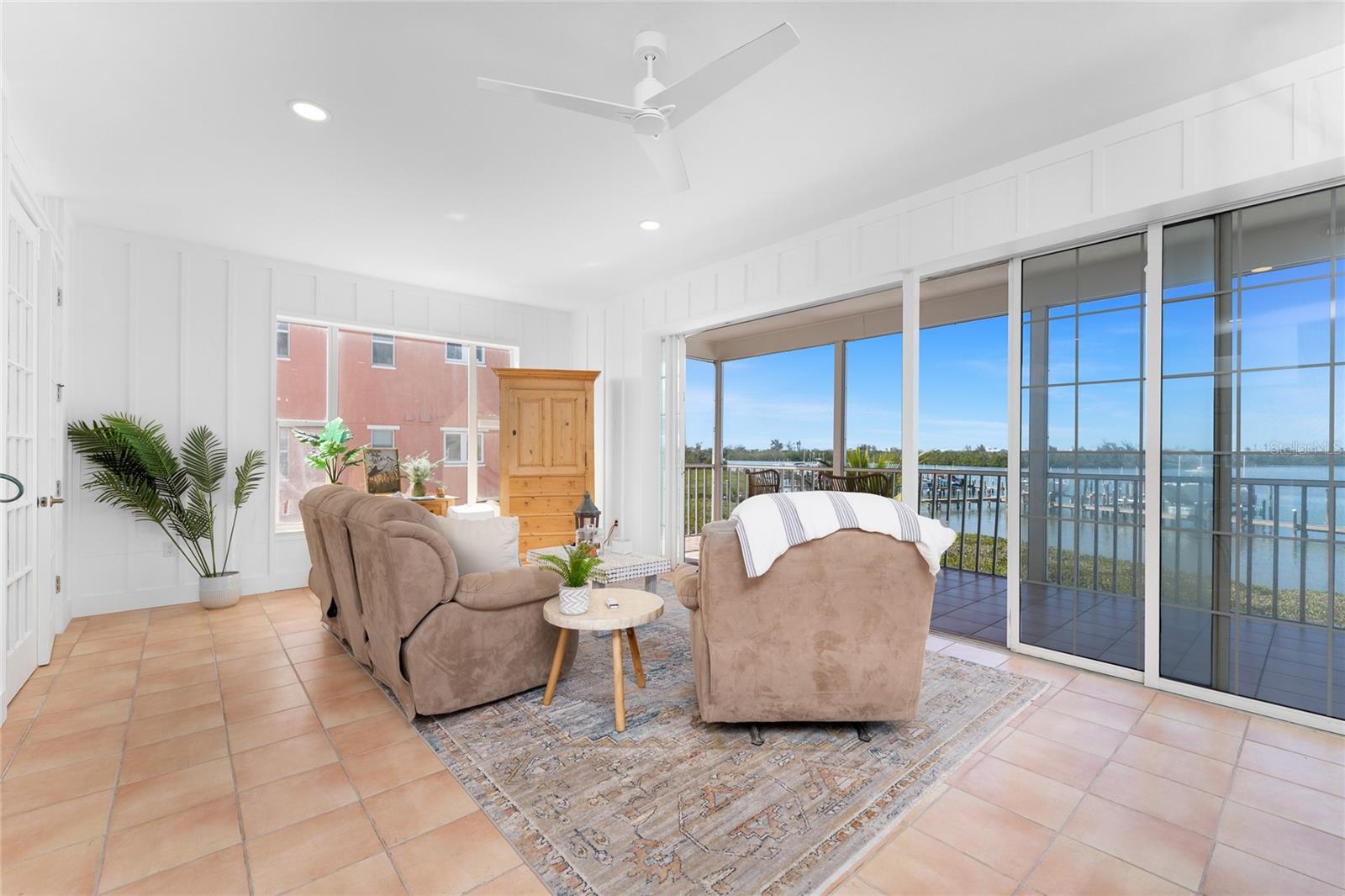 MARINER VILLAGE PH 02 BLDG 03 - Residential