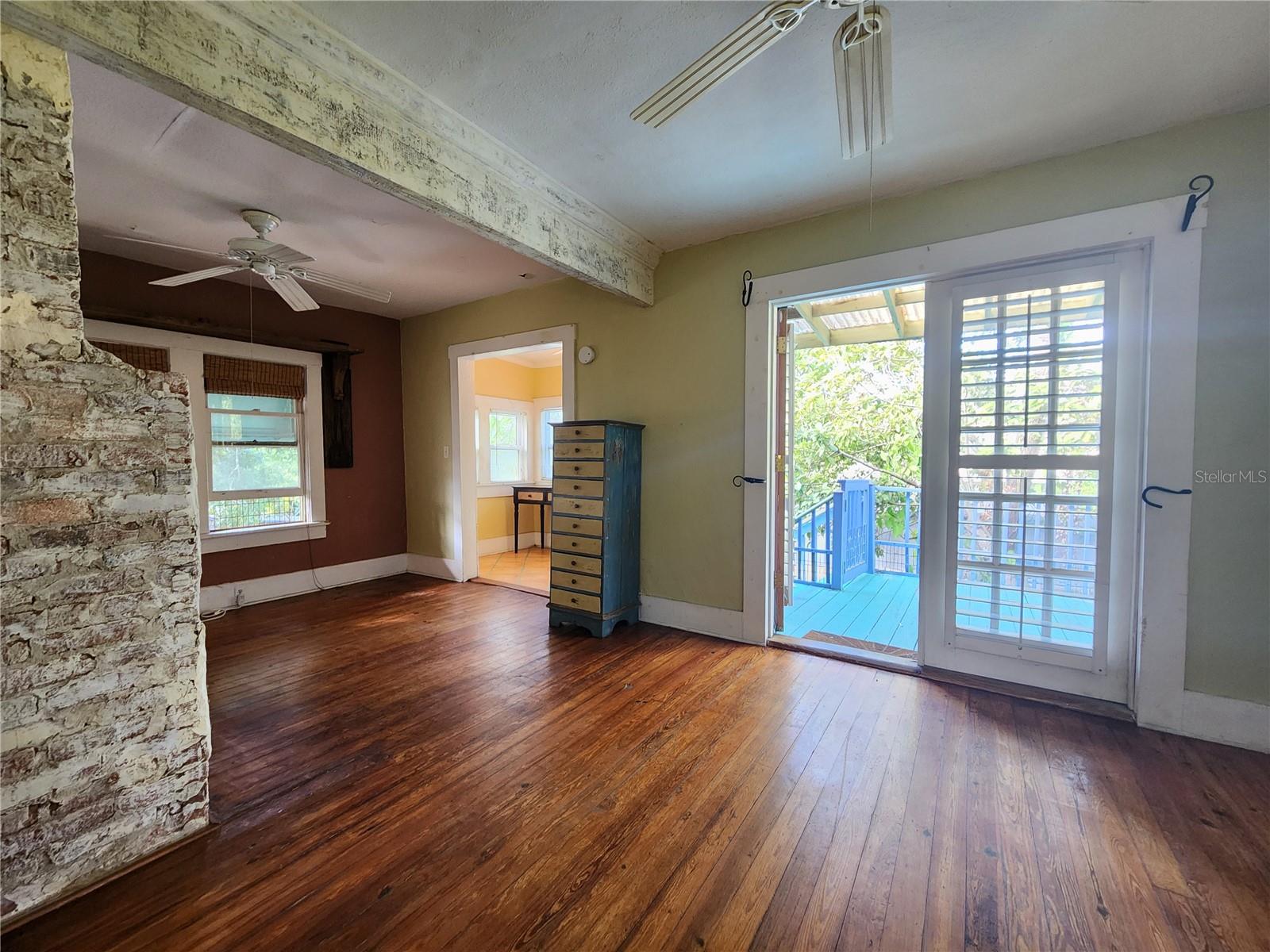 WHITE BEAR PARK - Residential Income