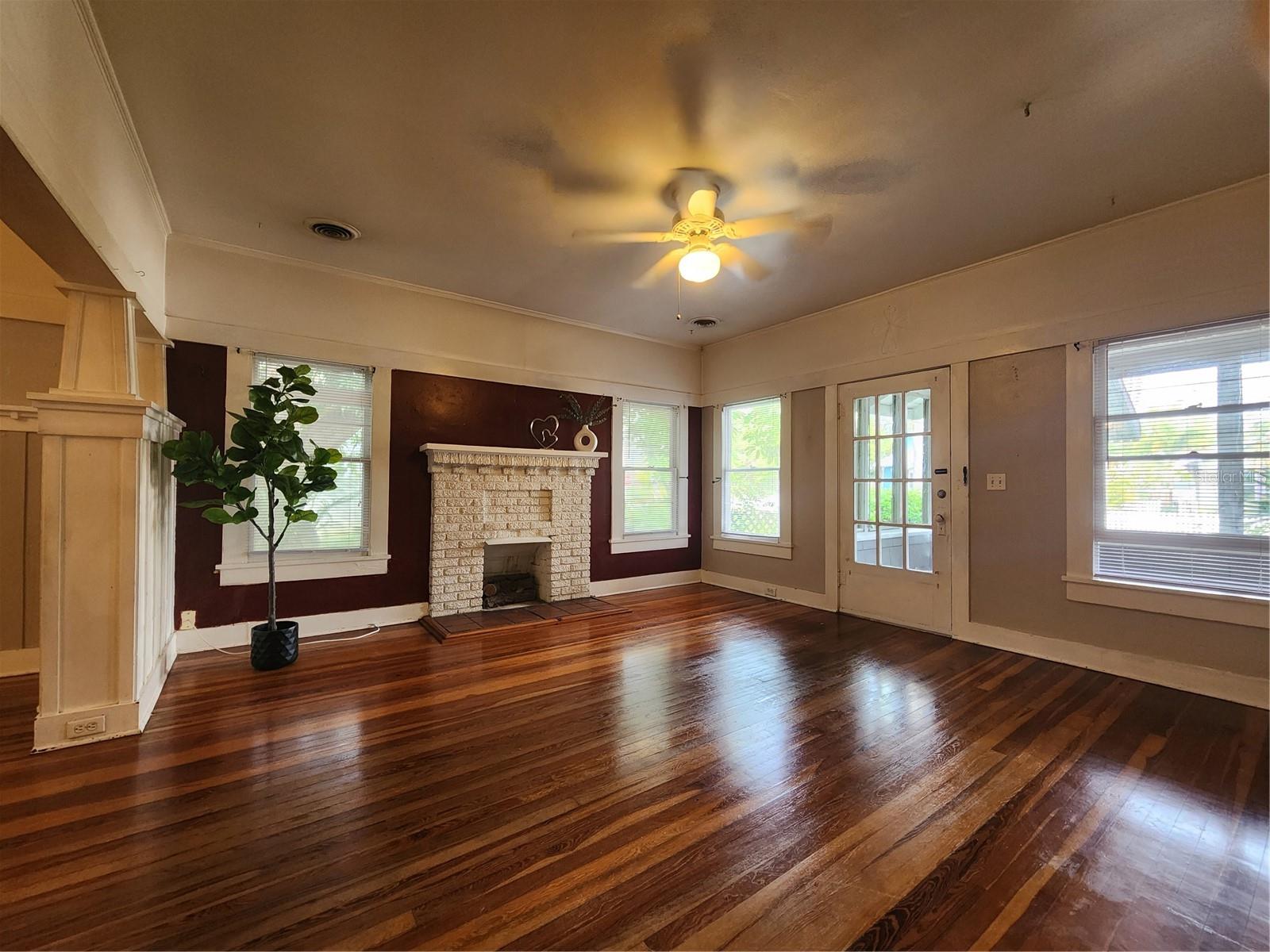 WHITE BEAR PARK - Residential Income