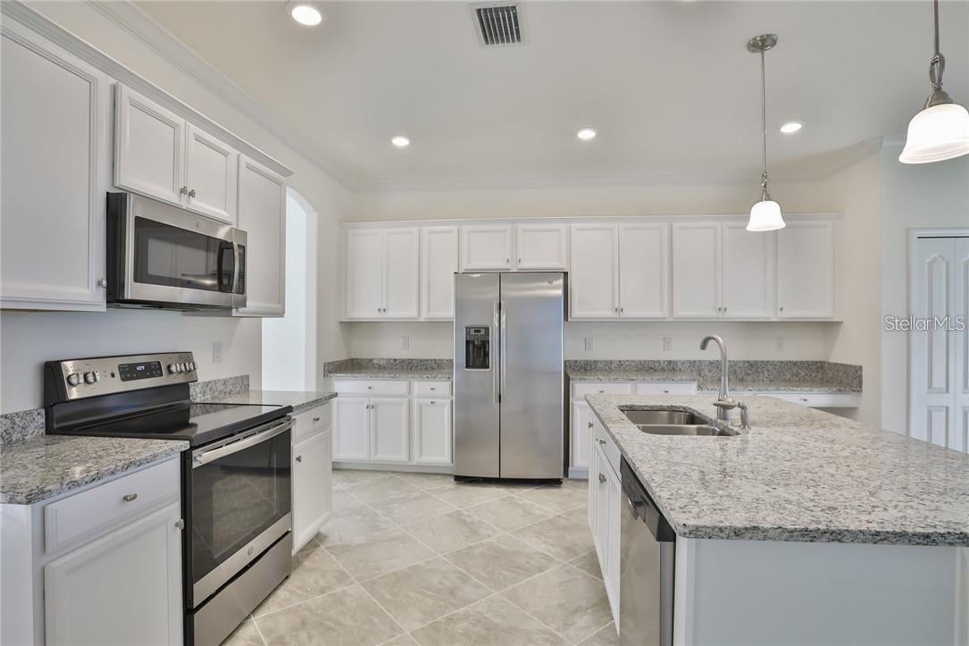 11424 SWEETGRASS DRIVE