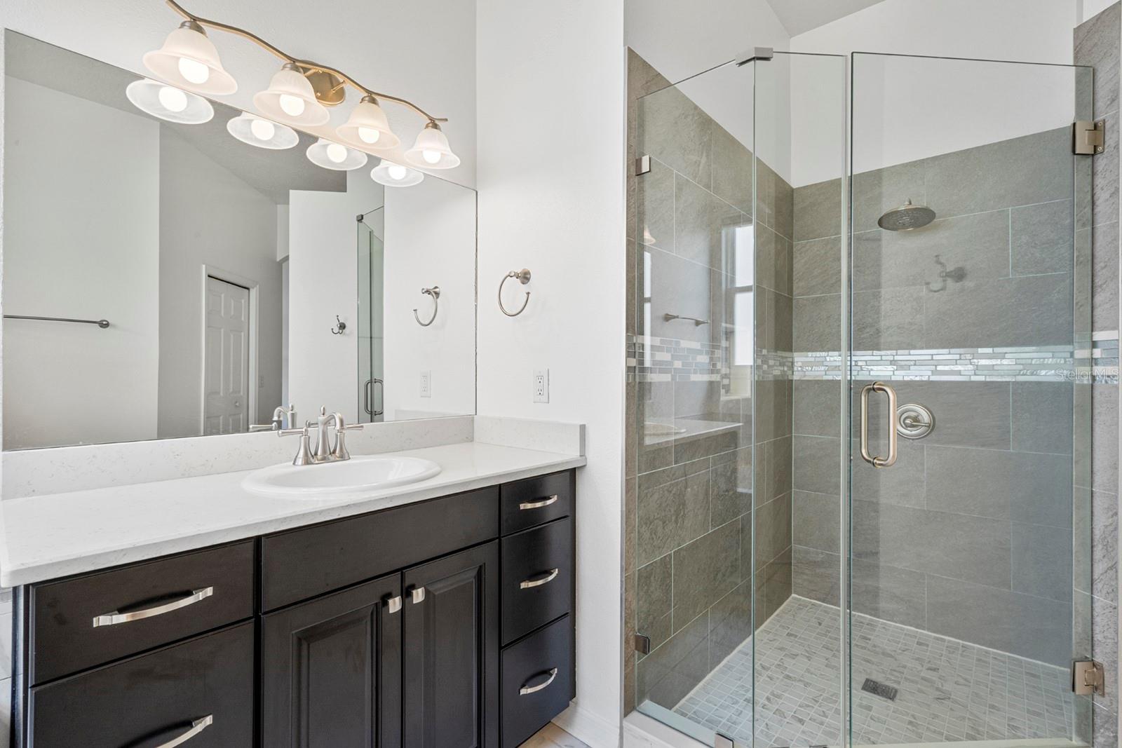 PARKSTONE UNIT 3 - Residential