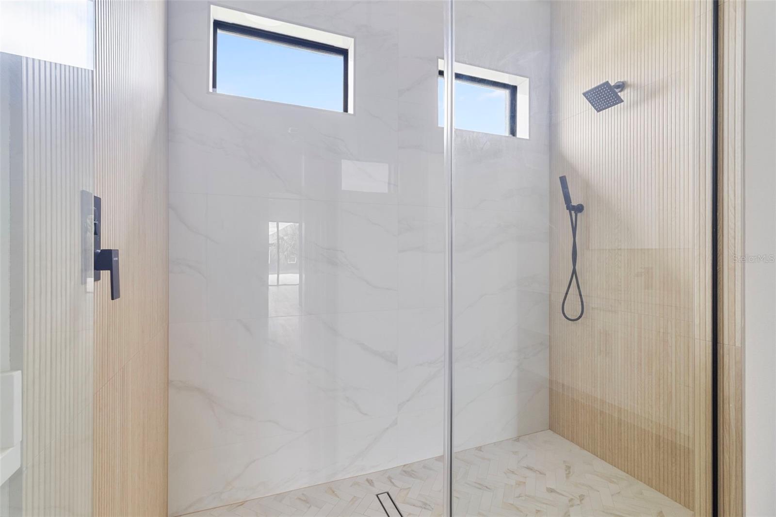 SOUTH GULF COVE - Residential