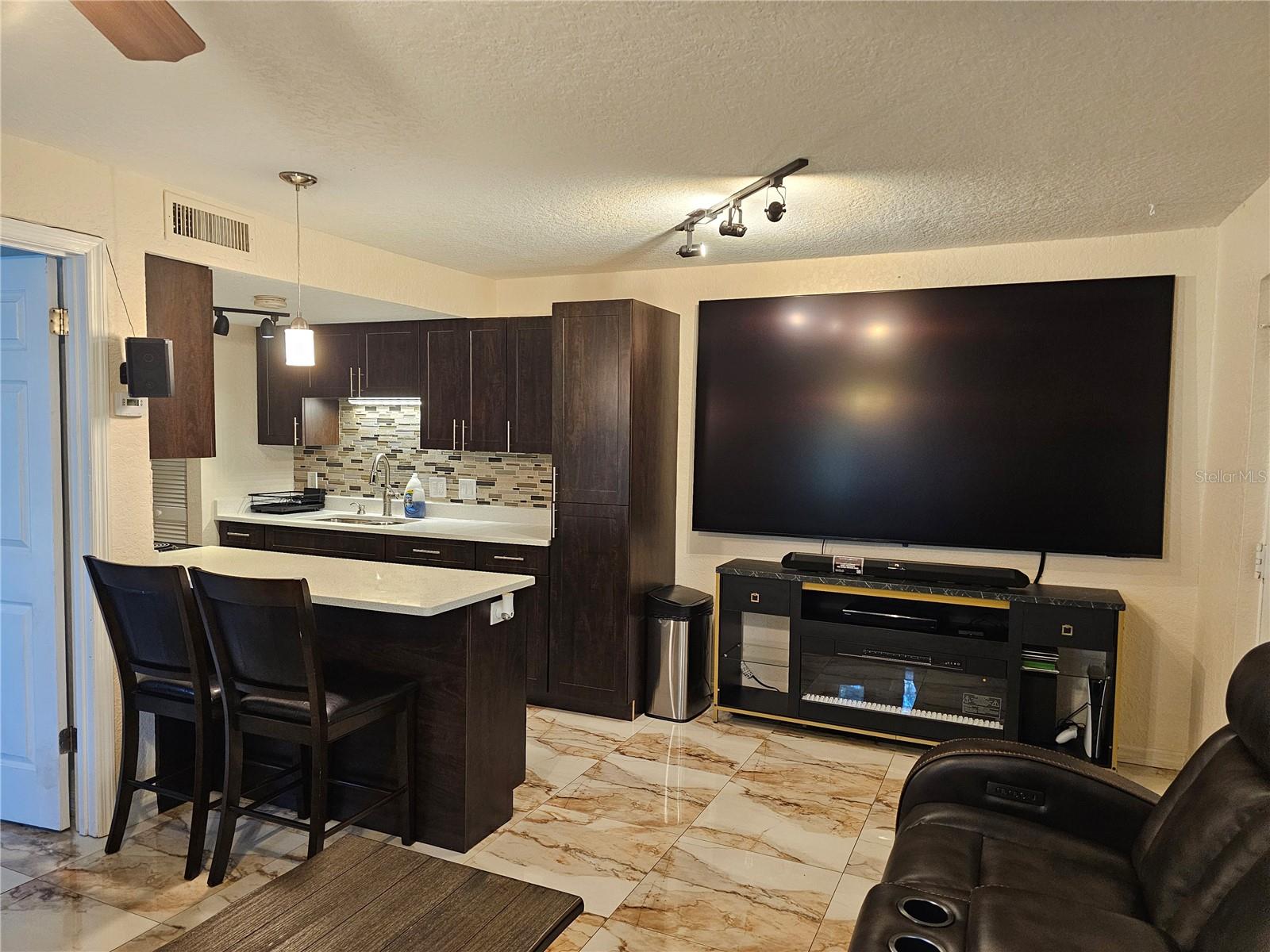 4215 E BAY DRIVE 1506C