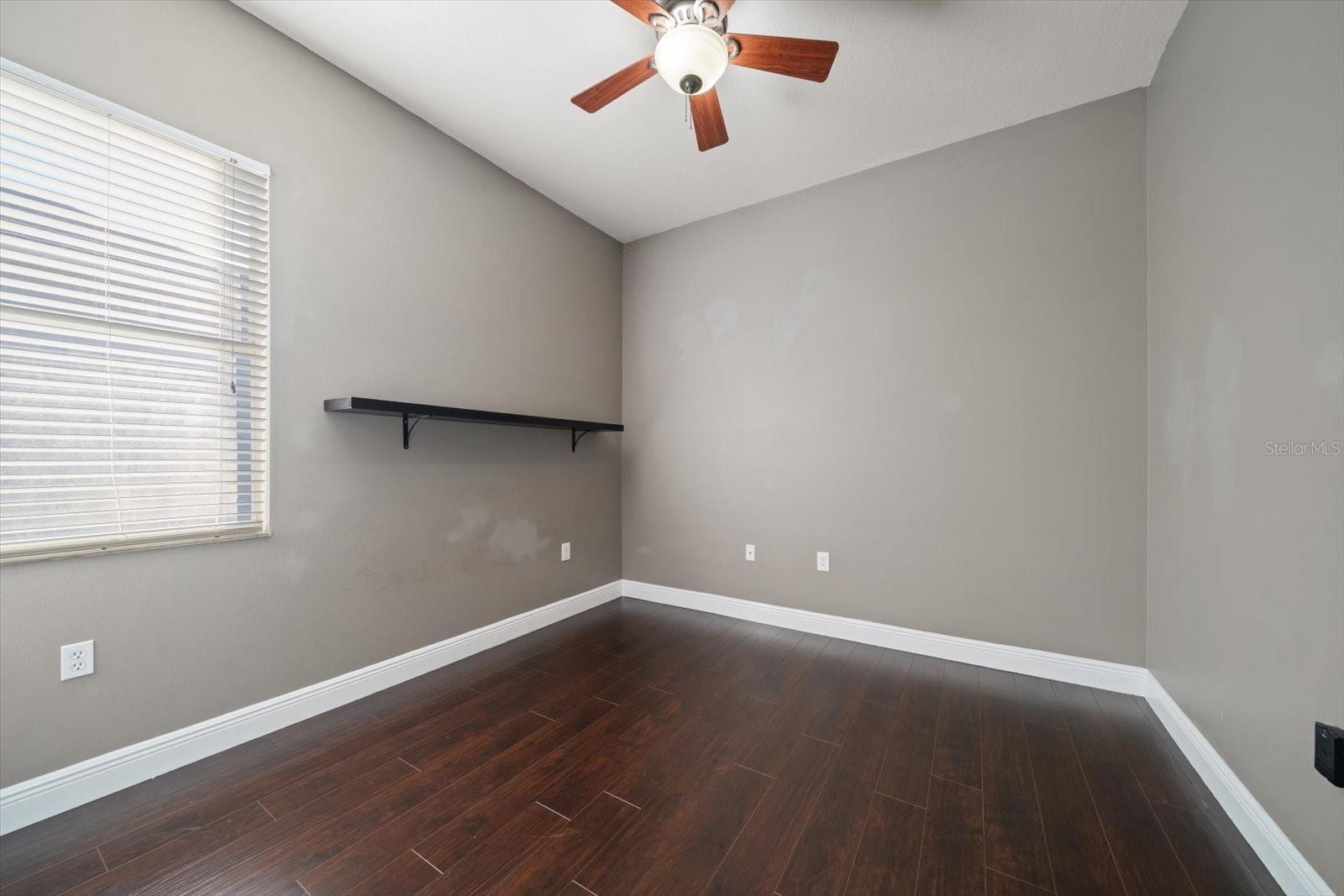 ABBEY GROVE - Residential