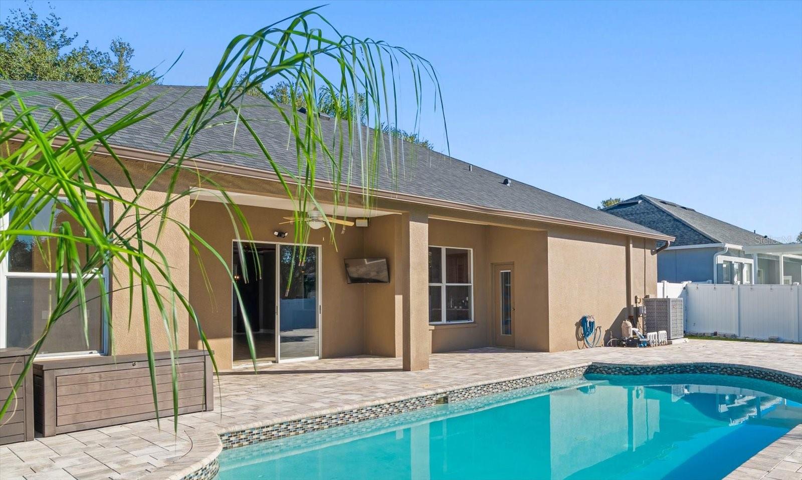 ABBEY GROVE - Residential