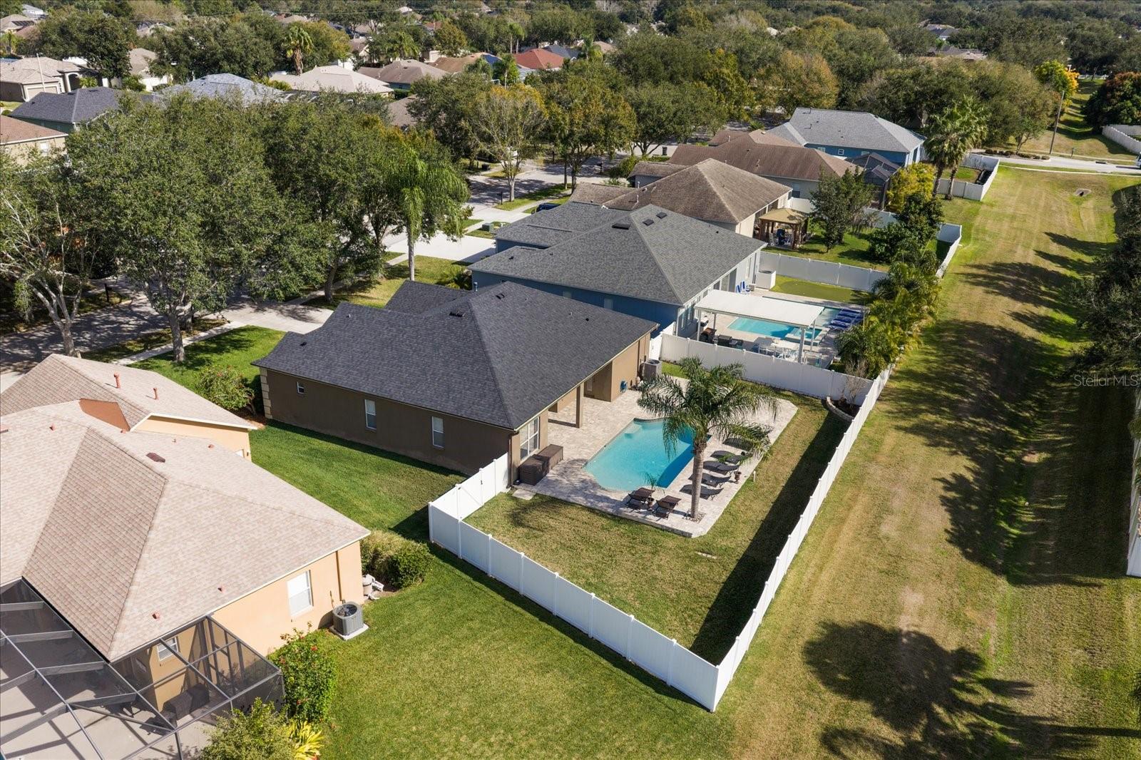 ABBEY GROVE - Residential