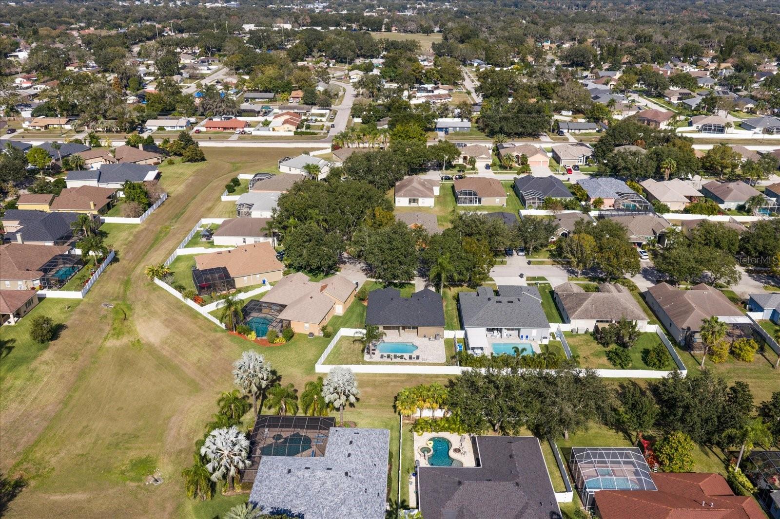 ABBEY GROVE - Residential