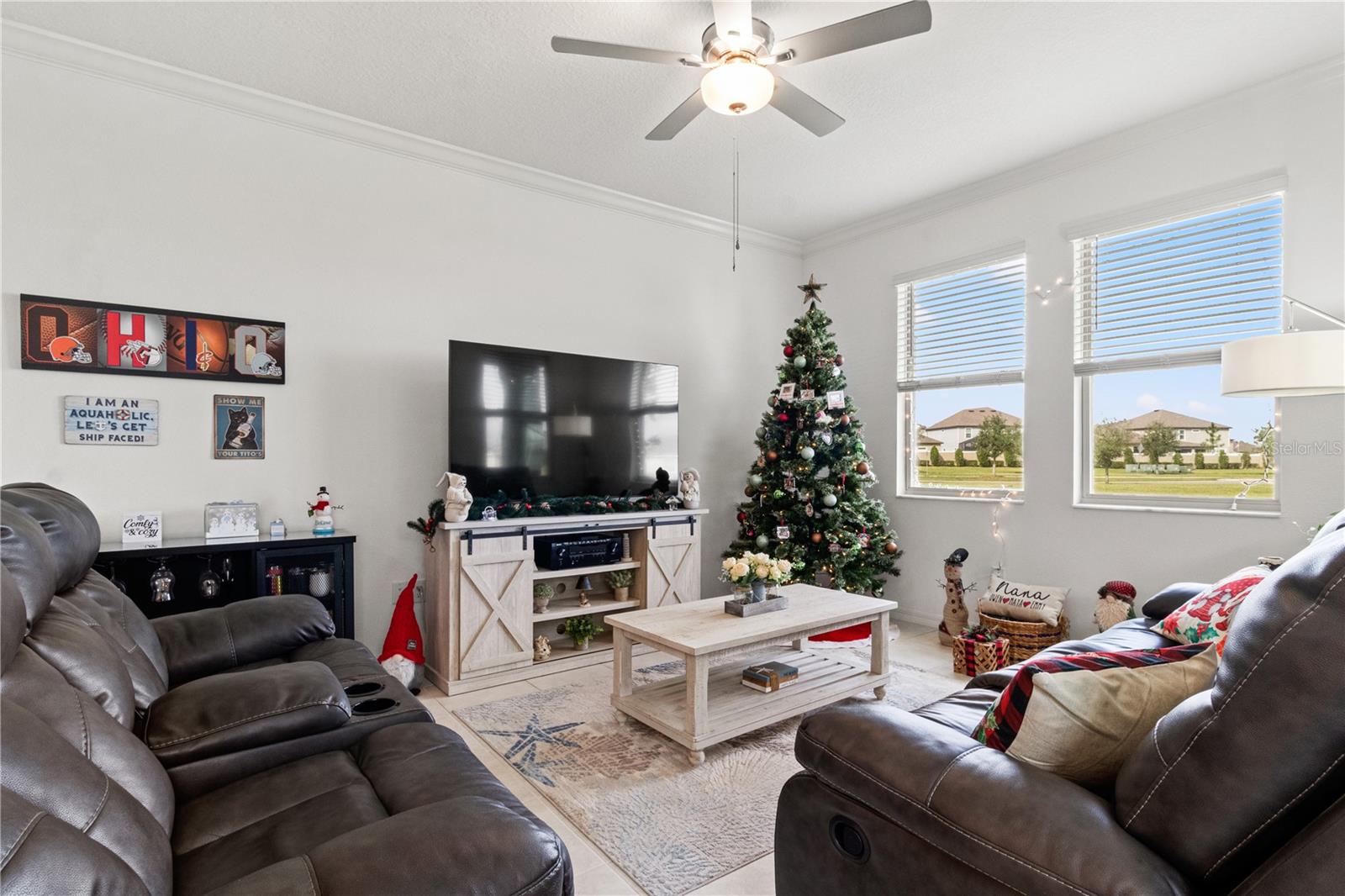 EPPERSON RANCH NORTH TOWN HOMES - Residential