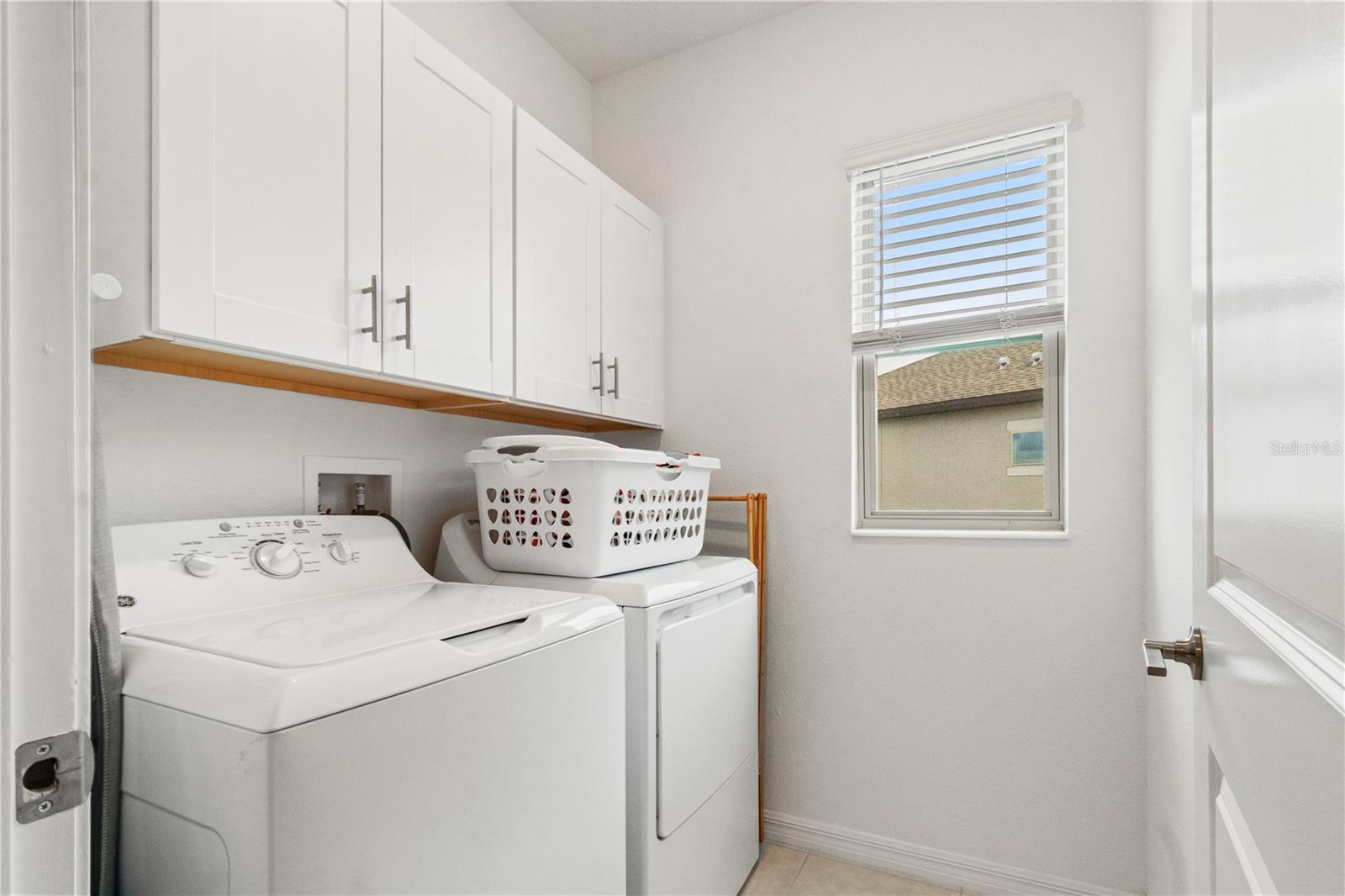 EPPERSON RANCH NORTH TOWN HOMES - Residential