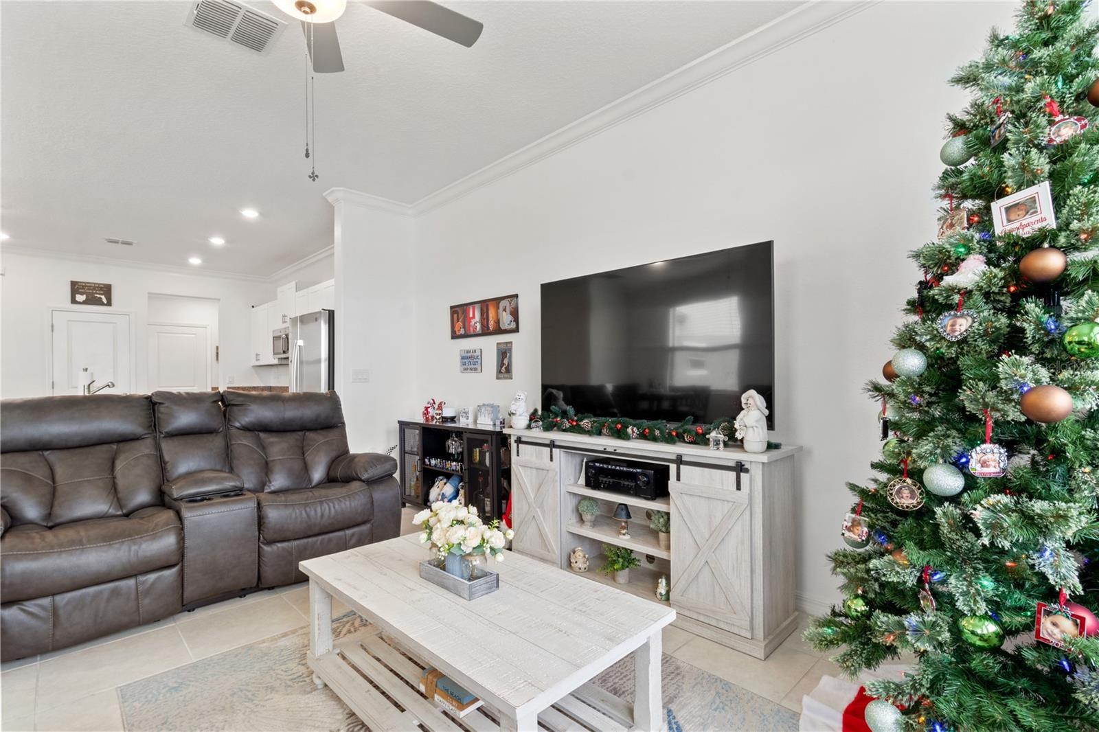 EPPERSON RANCH NORTH TOWN HOMES - Residential