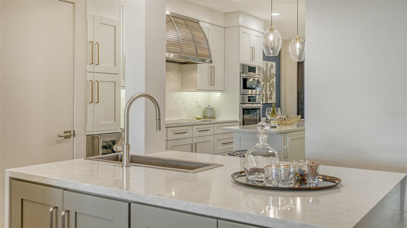 SANCTUARY IV - Residential