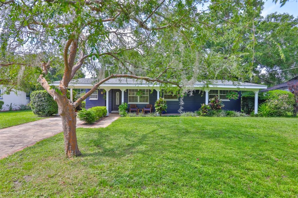 Photo of 1708 Pond Lake Drive, Tampa, FL 33612 (MLS # TB8402987)