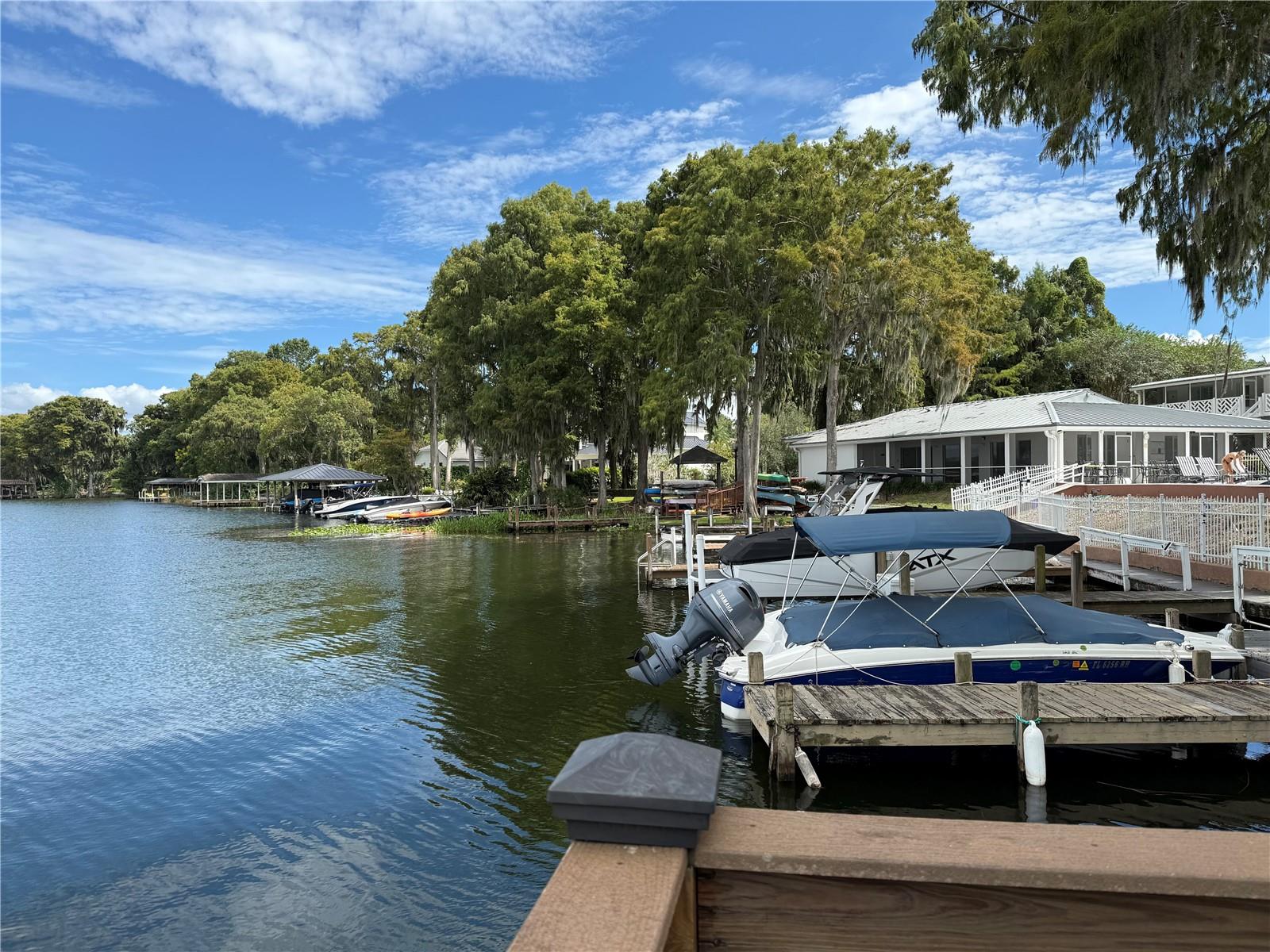 LAKE MAITLAND TERRACE APTS - Residential
