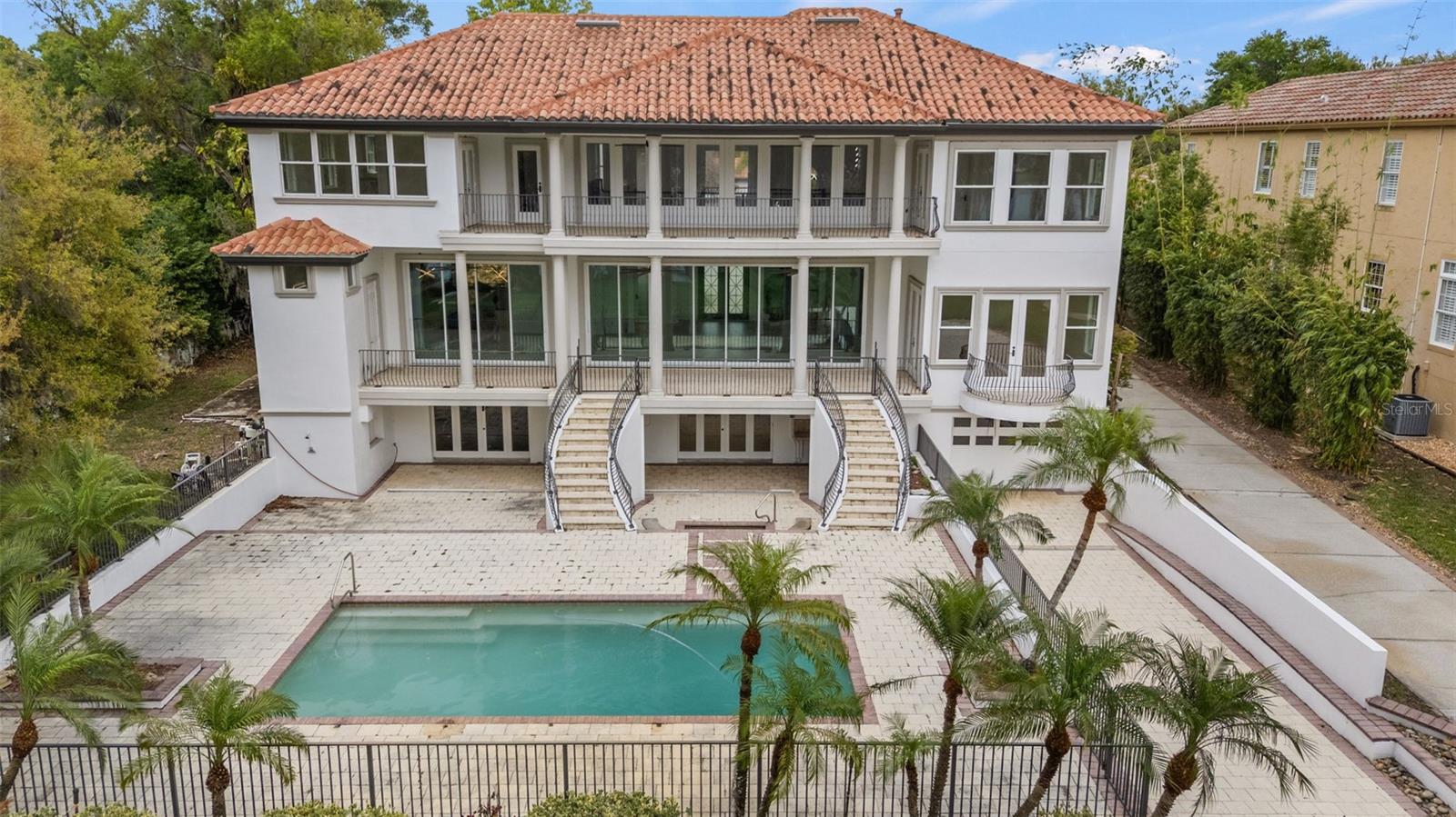 DOLCE VITA - Residential