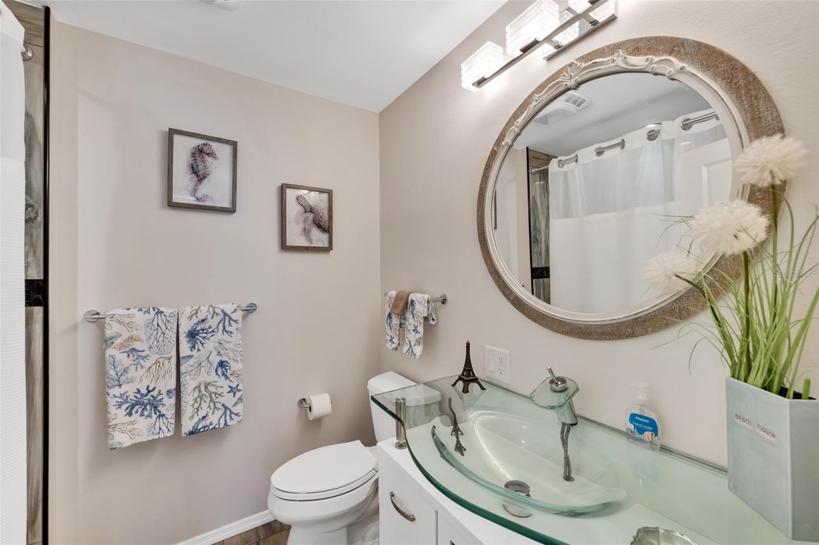 5400 GULF DRIVE APTS 2 - Residential