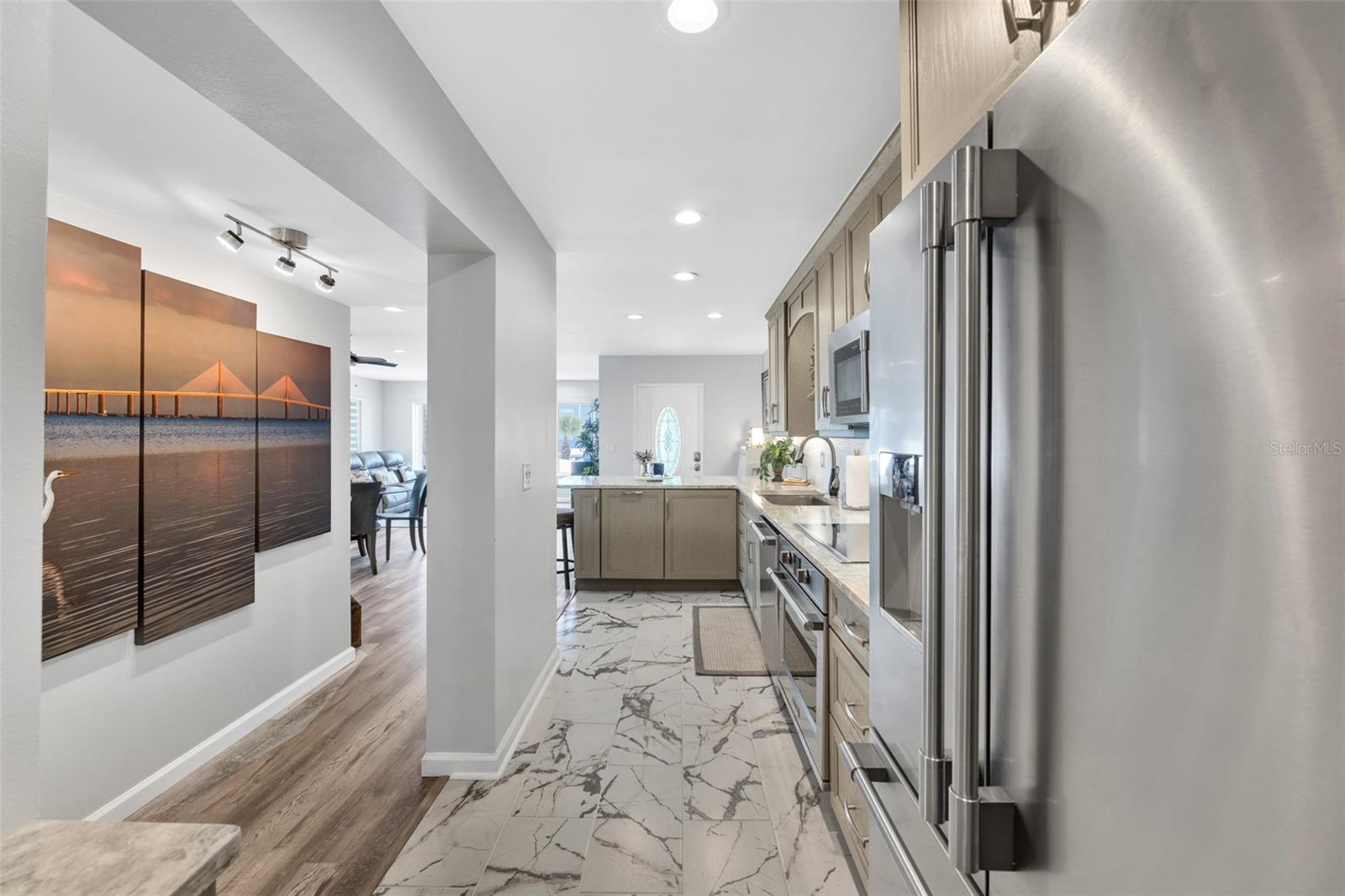 5400 GULF DRIVE APTS 2 - Residential