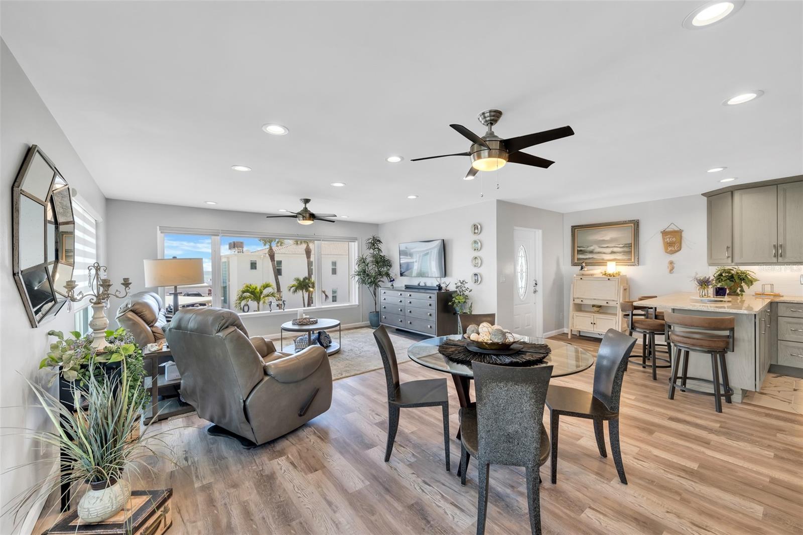 5400 GULF DRIVE APTS 2 - Residential